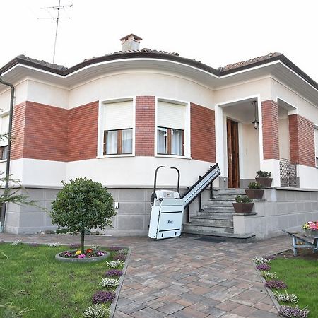 L'Agrifoglio Affittacamere Gattinara Zewnętrze zdjęcie